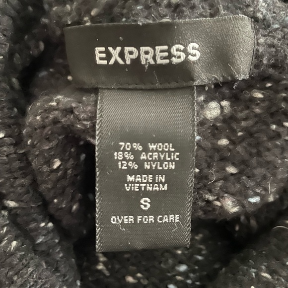Express Sweater - Picture 2 of 6